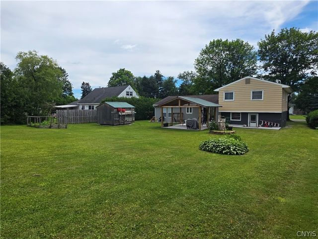 1305 Fairwood Drive, Utica, NY 13502