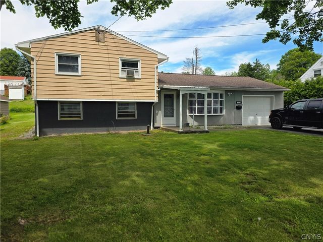 1305 Fairwood Drive, Utica, NY 13502