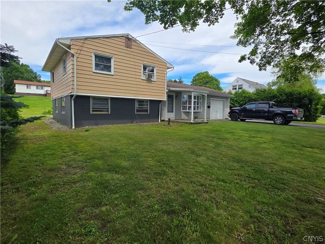 1305 Fairwood Drive, Utica, NY 13502