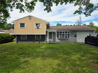 1305 Fairwood Drive, Utica, NY 13502
