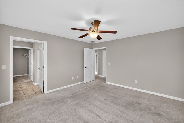 137 Robinson Way, Lexington, KY 40511