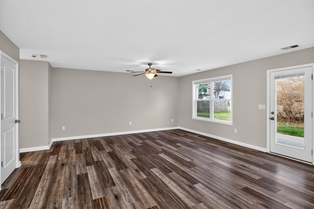 137 Robinson Way, Lexington, KY 40511