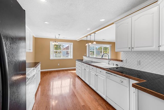 3894 Stillwood Dr., Myrtle Beach, SC 29588