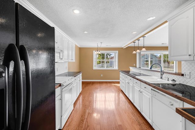 3894 Stillwood Dr., Myrtle Beach, SC 29588
