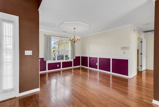 3894 Stillwood Dr., Myrtle Beach, SC 29588