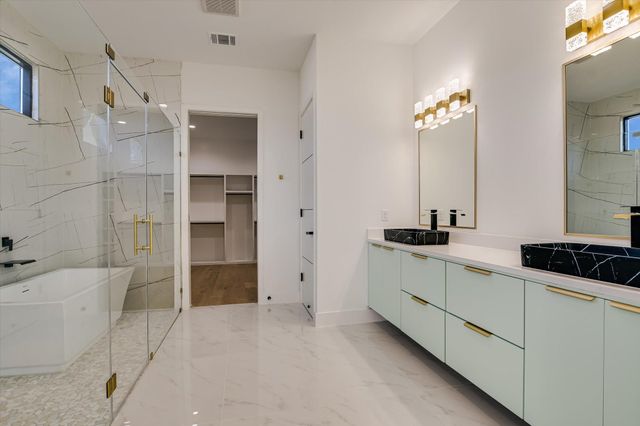 1901 W Saint Johns Ave, Austin, TX 78757