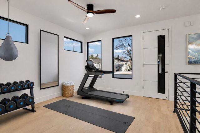 1901 W Saint Johns Ave, Austin, TX 78757