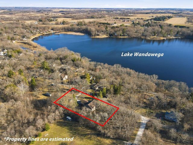 W5336 Wisconsin DRIVE, Elkhorn, WI 53121