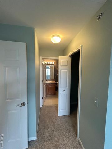39460 Springwater Drive, Northville, MI 48168