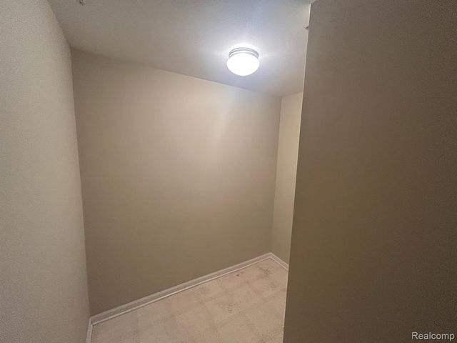 39460 Springwater Drive, Northville, MI 48168