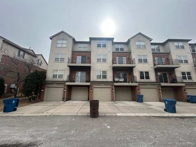 39460 Springwater Drive, Northville, MI 48168