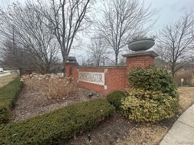 39460 Springwater Drive, Northville, MI 48168