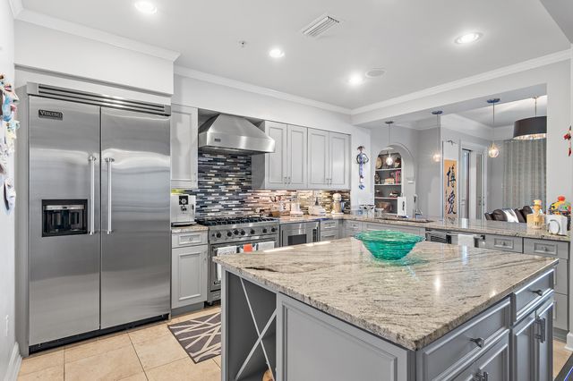 400 Kelly Plantation Drive UNIT 401, Destin, FL 32541