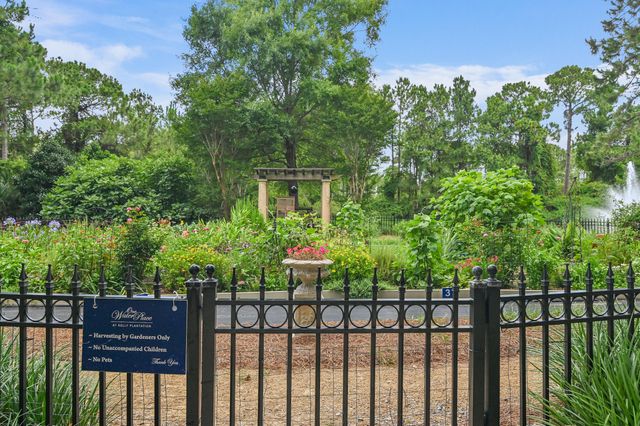 400 Kelly Plantation Drive UNIT 401, Destin, FL 32541