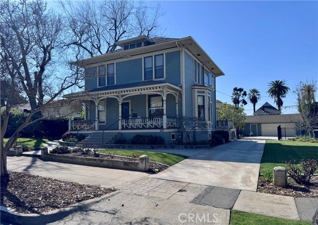 424 La Verne, Redlands, CA 92373