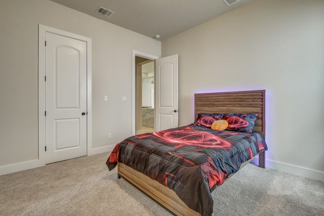 321 Knockout Rose DR, San Marcos, TX 78666