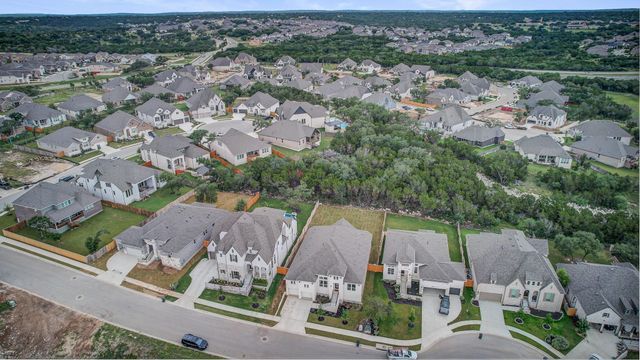 321 Knockout Rose DR, San Marcos, TX 78666