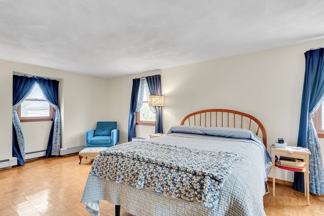 17 John St, Reading, MA 01867
