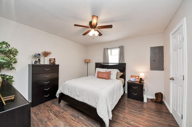 13826 Northlake Drive, Houston, TX 77049