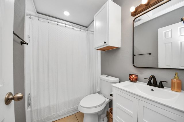 13826 Northlake Drive, Houston, TX 77049