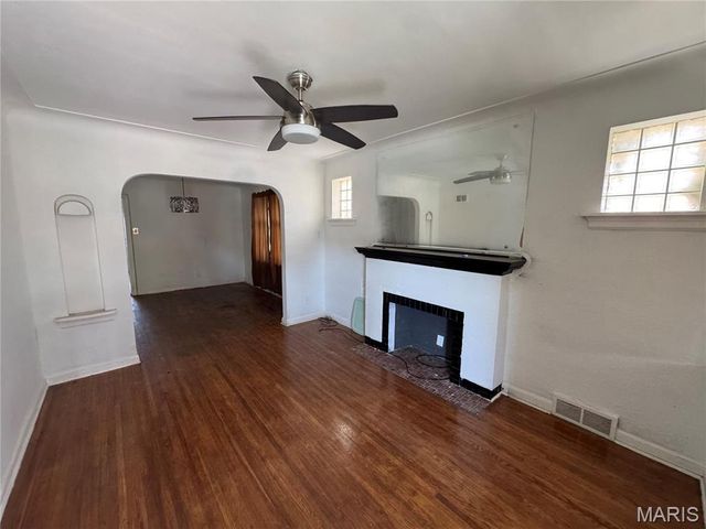 5926 McArthur Avenue, St Louis, MO 63120