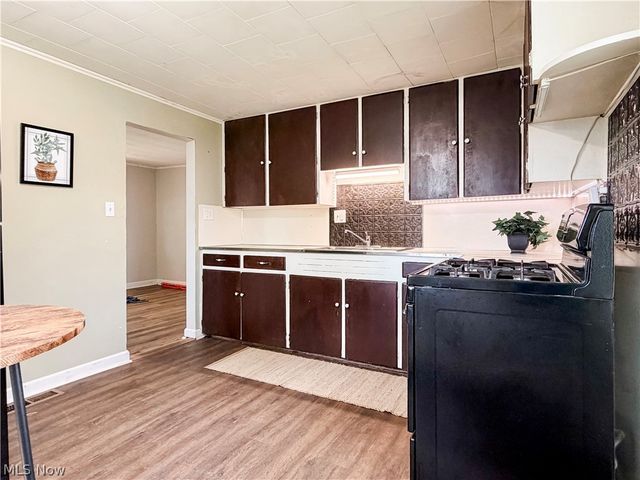 3504 Hemlock Avenue, Parkersburg, WV 26104