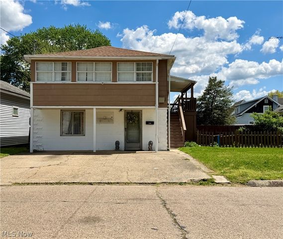 3504 Hemlock Avenue, Parkersburg, WV 26104