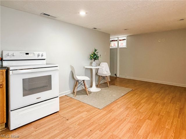3504 Hemlock Avenue, Parkersburg, WV 26104