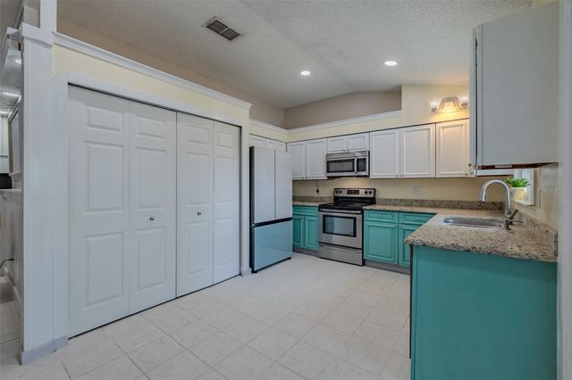 1417 PINEY BRANCH CIRCLE, Valrico, FL 33594