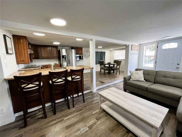 6605 CONNECTICUT STREET, Bradenton, FL 34207