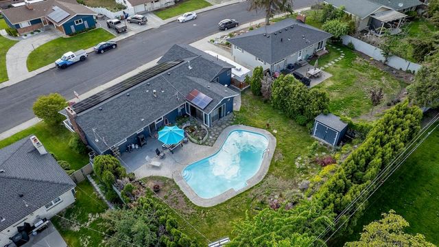 6514 N Sutherlin St, Spokane, WA 99208