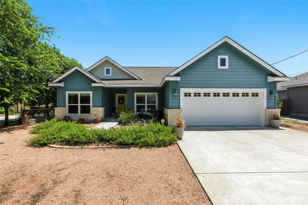 743 Mockingbird CV, Spring Branch, TX 78070