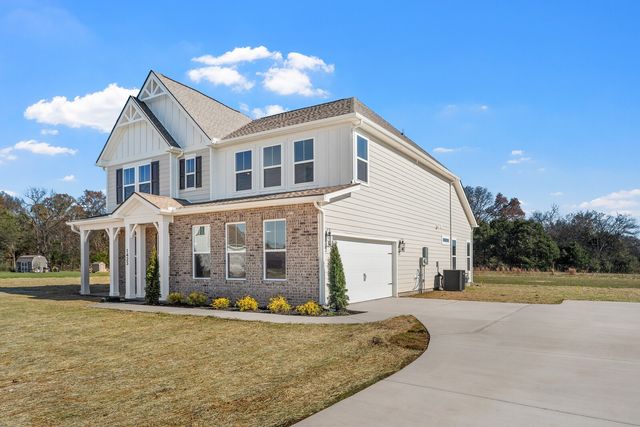 1408 Charles Dr, Chapel Hill, TN 37034