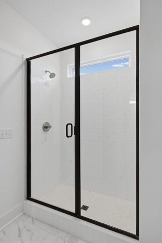 1408 Charles Dr, Chapel Hill, TN 37034