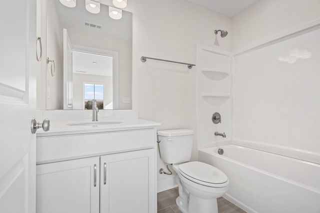 1408 Charles Dr, Chapel Hill, TN 37034