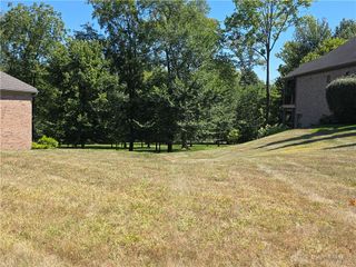 1462 Champions Way, Beavercreek Twp, OH 45385