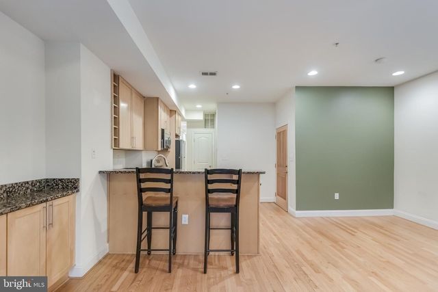 2307 18TH ST NW, Washington, DC 20009