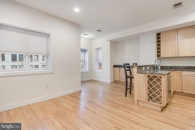 2307 18TH ST NW, Washington, DC 20009