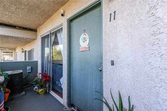 13100 Bromont Avenue 11, Sylmar, CA 91342