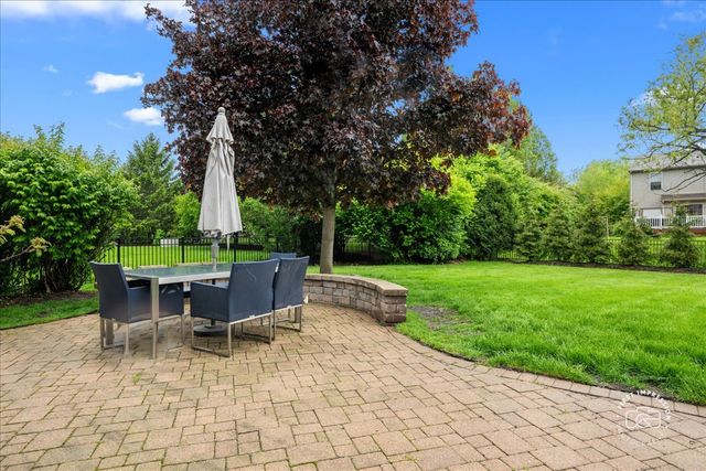40W174 Jack London Street, St. Charles, IL 60175