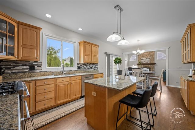 40W174 Jack London Street, St. Charles, IL 60175