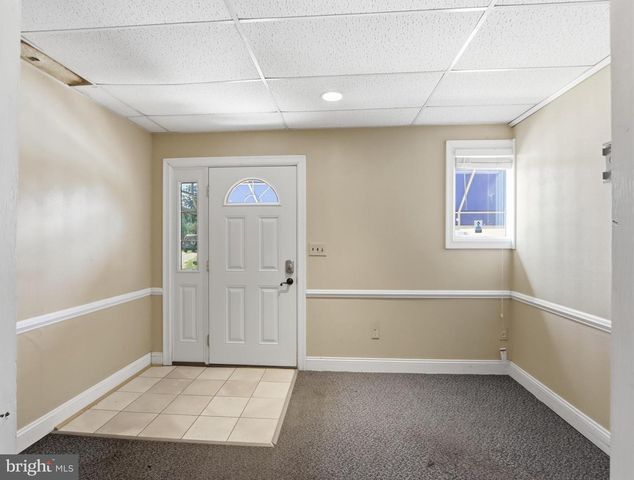 4405 LEEDS AVE, Baltimore, MD 21229