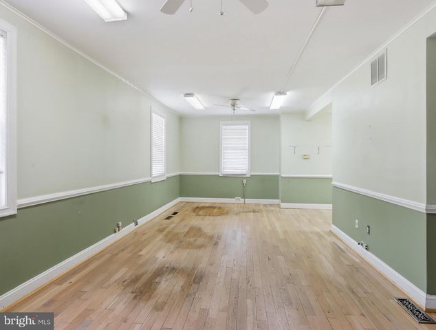 4405 LEEDS AVE, Baltimore, MD 21229