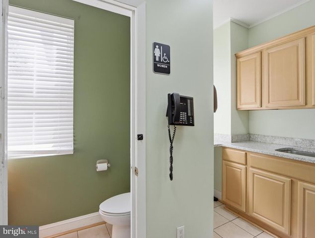 4405 LEEDS AVE, Baltimore, MD 21229