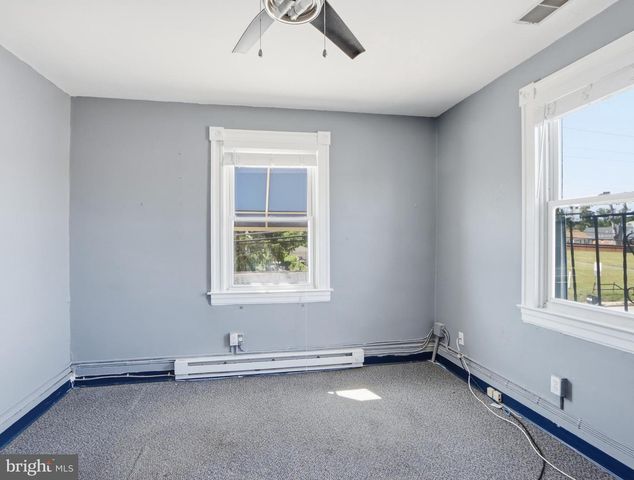 4405 LEEDS AVE, Baltimore, MD 21229