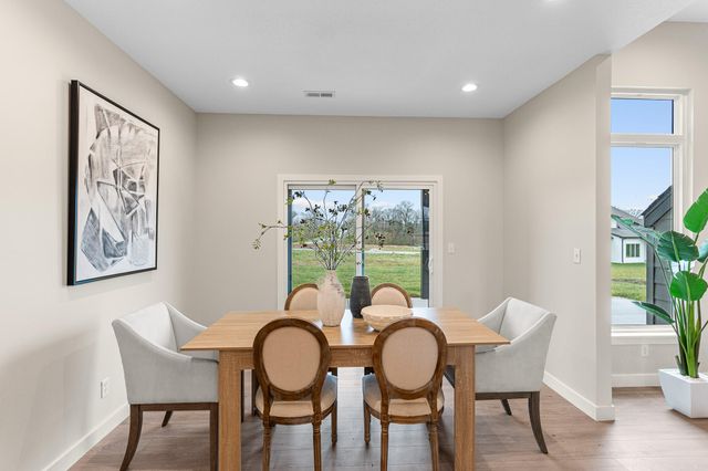 2908 GENESIS DR, Columbia, MO 65201