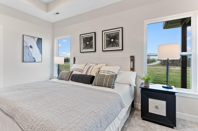 2908 GENESIS DR, Columbia, MO 65201
