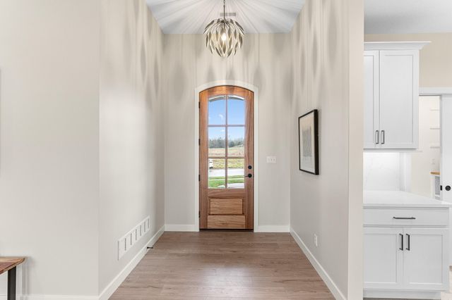 2908 GENESIS DR, Columbia, MO 65201