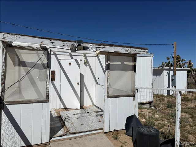 18516 N Squaw Drive, Dolan Springs, AZ 86441