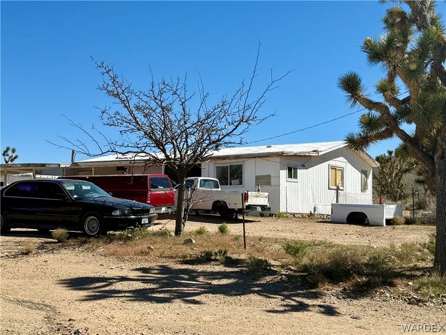 18516 N Squaw Drive, Dolan Springs, AZ 86441